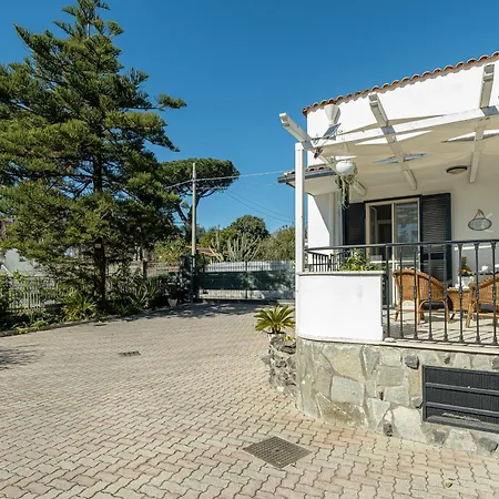 Vesuvian Stone Frühstückspension Pompei