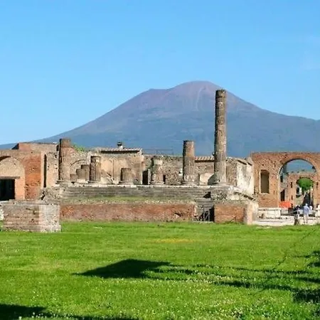 Vesuvian Stone Frühstückspension Pompei
