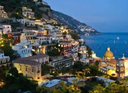 住宿加早餐酒店 Vesuvian Stone 4*