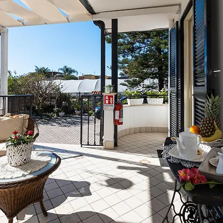 Vesuvian Stone 住宿加早餐酒店 4*