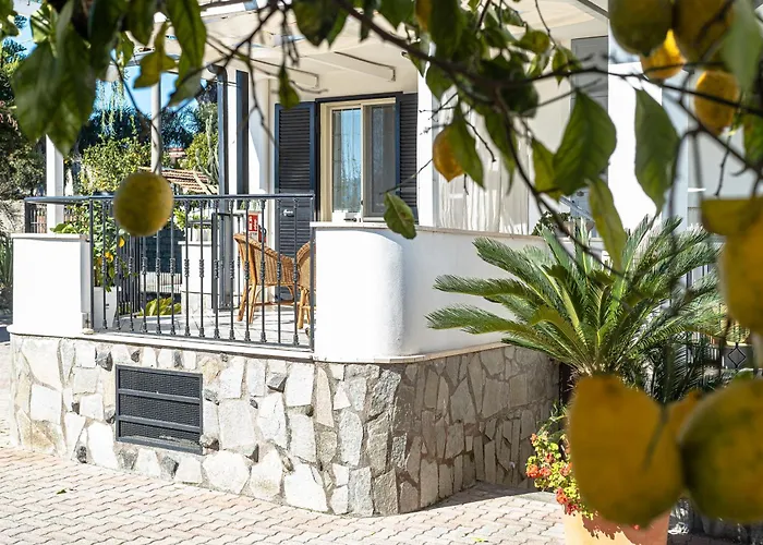 Vesuvian Stone Bed and breakfast Pompeya